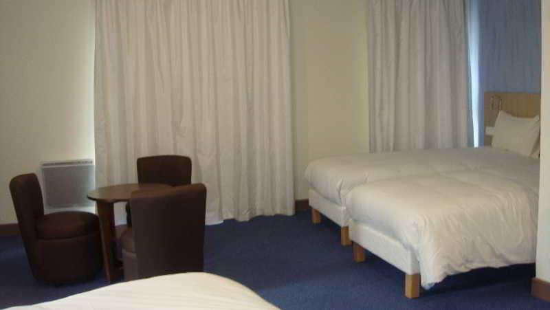 The Originals Access, Hotel Cholet Gare Екстериор снимка