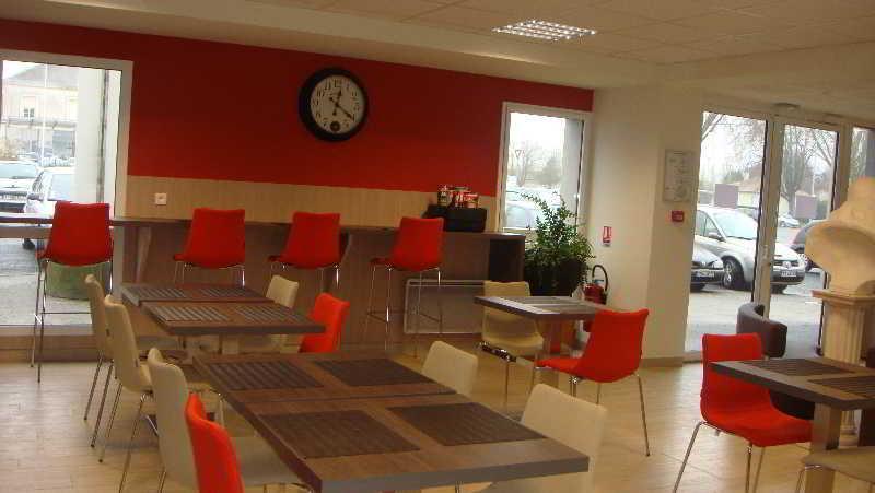 The Originals Access, Hotel Cholet Gare Екстериор снимка