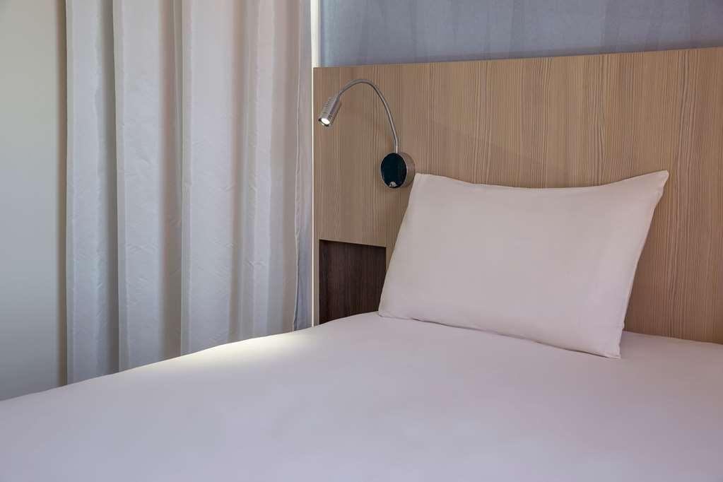 The Originals Access, Hotel Cholet Gare Стая снимка
